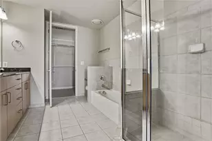 711 Cosmopolitan Dr NE, Atlanta, GA 30324 - Photo 8