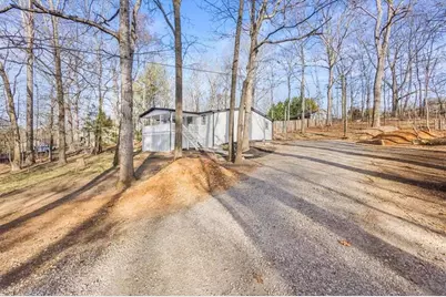 31 Huckleberry Lane, Winder, GA 30680 - Photo 8