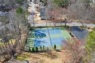 9045 Club River Dr, Roswell, GA 30076 - Photo 8