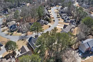 9045 Club River Dr, Roswell, GA 30076 - Photo 6