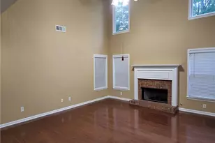 12990 Meridian Ct, Alpharetta, GA 30005 - Photo 6