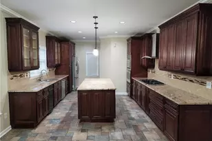 12990 Meridian Ct, Alpharetta, GA 30005 - Photo 4