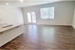 3310 Greyton Dr, Buford, GA 30519 - Photo 2