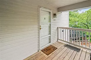 1509 Gettysburg Pl, Sandy Springs, GA 30350 - Photo 2
