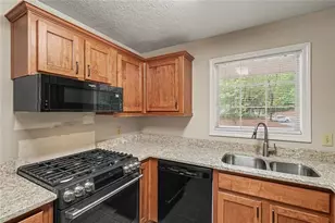 1509 Gettysburg Pl, Sandy Springs, GA 30350 - Photo 10