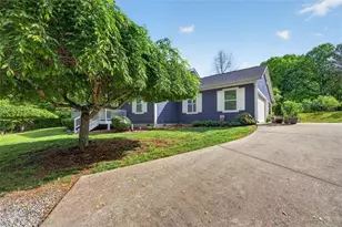 195 Phillips Dr, Cleveland, GA 30528 - Photo 6