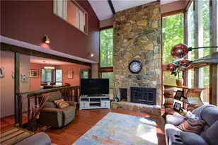 86 Bailey Dr SW, Lilburn, GA 30047 - Photo 10