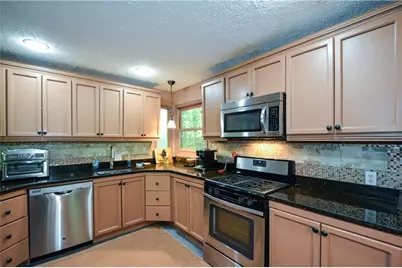 86 Bailey Drive SW, Lilburn, GA 30047 - Photo 20