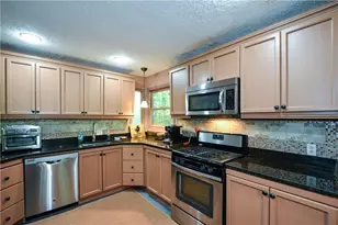 86 Bailey Dr SW, Lilburn, GA 30047 - Photo 20