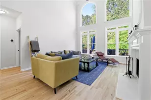 1015 Windhaven Dr, Alpharetta, GA 30005 - Photo 4
