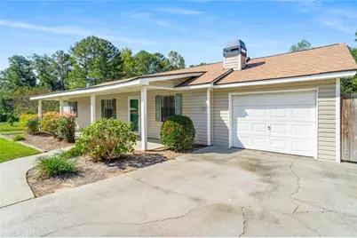 1141 Holly Hills Drive SW, Lilburn, GA 30047 - Photo 2