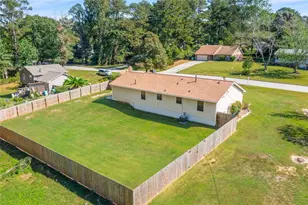 1141 Holly Hills Dr SW, Lilburn, GA 30047 - Photo 34