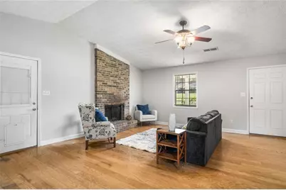 1141 Holly Hills Drive SW, Lilburn, GA 30047 - Photo 14