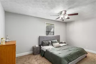 1141 Holly Hills Dr SW, Lilburn, GA 30047 - Photo 20