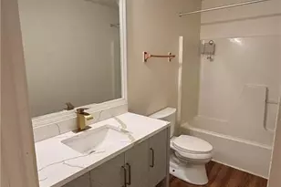 220 Dailey's Plantation Dr, McDonough, GA 30253 - Photo 10