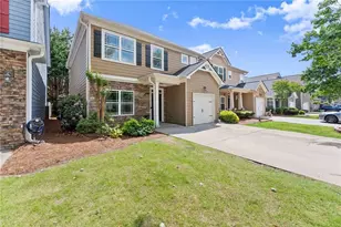 79 Oakmont Dr, Dawsonville, GA 30534 - Photo 2