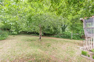 275 Amy Dr NE, Marietta, GA 30060 - Photo 16