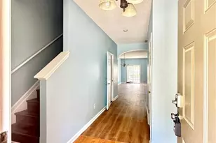 3871 Pleasant Oaks Dr, Lawrenceville, GA 30044 - Photo 4