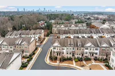 4302 Parkside Place, Atlanta, GA 30342 - Photo 32