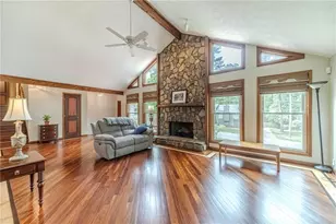 2921 Hadrian Dr SW, Snellville, GA 30078 - Photo 6