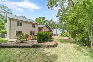 2921 Hadrian Dr SW, Snellville, GA 30078 - Photo 44