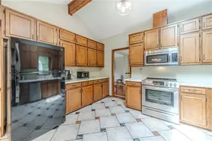 2921 Hadrian Dr SW, Snellville, GA 30078 - Photo 12