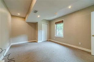 2921 Hadrian Dr SW, Snellville, GA 30078 - Photo 34