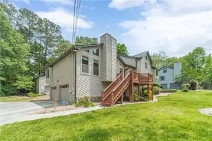 2921 Hadrian Dr SW, Snellville, GA 30078 - Photo 2