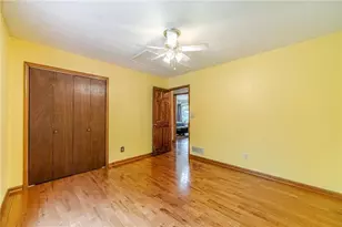 2921 Hadrian Dr SW, Snellville, GA 30078 - Photo 18