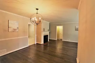 6075 Harleston, Sandy Springs, GA 30328 - Photo 4