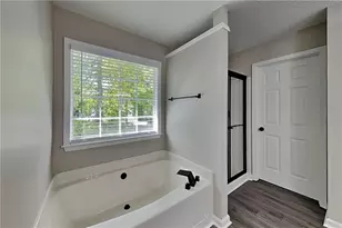 2215 Traywick, Alpharetta, GA 30004 - Photo 12