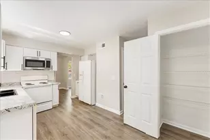 6317 Creekford Ln, Lithonia, GA 30058 - Photo 18