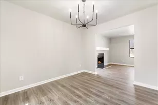 6317 Creekford Ln, Lithonia, GA 30058 - Photo 10