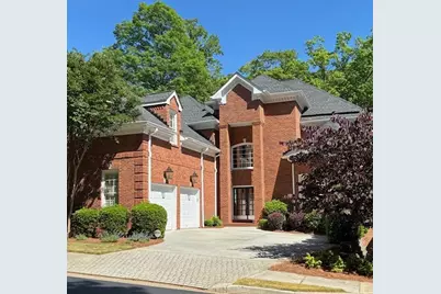 2075 River Falls Drive, Roswell, GA 30076 - Photo 2