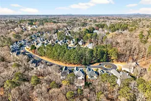 2075 River Falls Dr, Roswell, GA 30076 - Photo 66