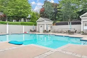 2075 River Falls Dr, Roswell, GA 30076 - Photo 72