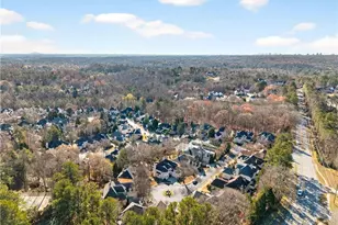 2075 River Falls Dr, Roswell, GA 30076 - Photo 68