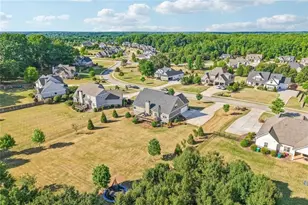 1354 Horseshoe Bend Ln, Bogart, GA 30622 - Photo 10