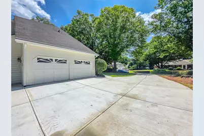 2457 Bent Oak Trail, Snellville, GA 30078 - Photo 8