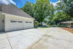 2457 Bent Oak Trail, Snellville, GA 30078 - Photo 8