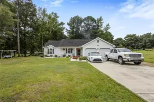 1729 Brandi Ln, Loganville, GA 30052 - Photo 2