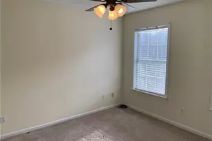 13623 Weycroft Cir, Alpharetta, GA 30004 - Photo 18