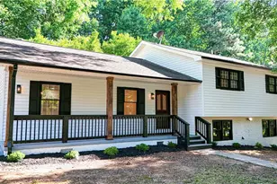 2641 Whitehaven Dr SW, Marietta, GA 30064 - Photo 1