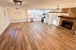 2641 Whitehaven Dr SW, Marietta, GA 30064 - Photo 6