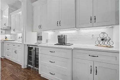 300 Trecastle Lane, Canton, GA 30114 - Photo 12