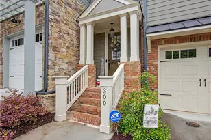 300 Trecastle Ln, Canton, GA 30114 - Photo 2