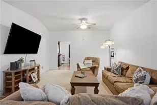 140 Hillside Ln, Roswell, GA 30076 - Photo 4