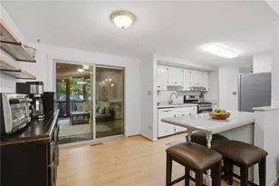 140 Hillside Ln, Roswell, GA 30076 - Photo 6