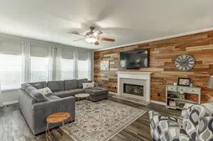 933 Cruce Lake Dr, Hoschton, GA 30548 - Photo 10