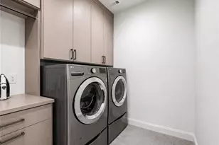 2068 Telfair Cir NE, Atlanta, GA 30324 - Photo 32